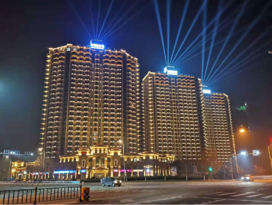 威海市(shi)華瀚大湖公館樓體及週(zhou)邊景觀(guan)亮(liang)化工程(cheng)